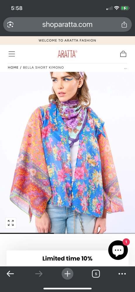 Aratta Floral Kimono
